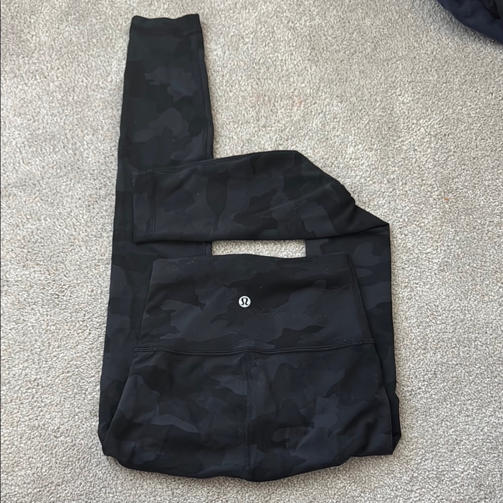 Lululemon Athletica Black Camo Leggings